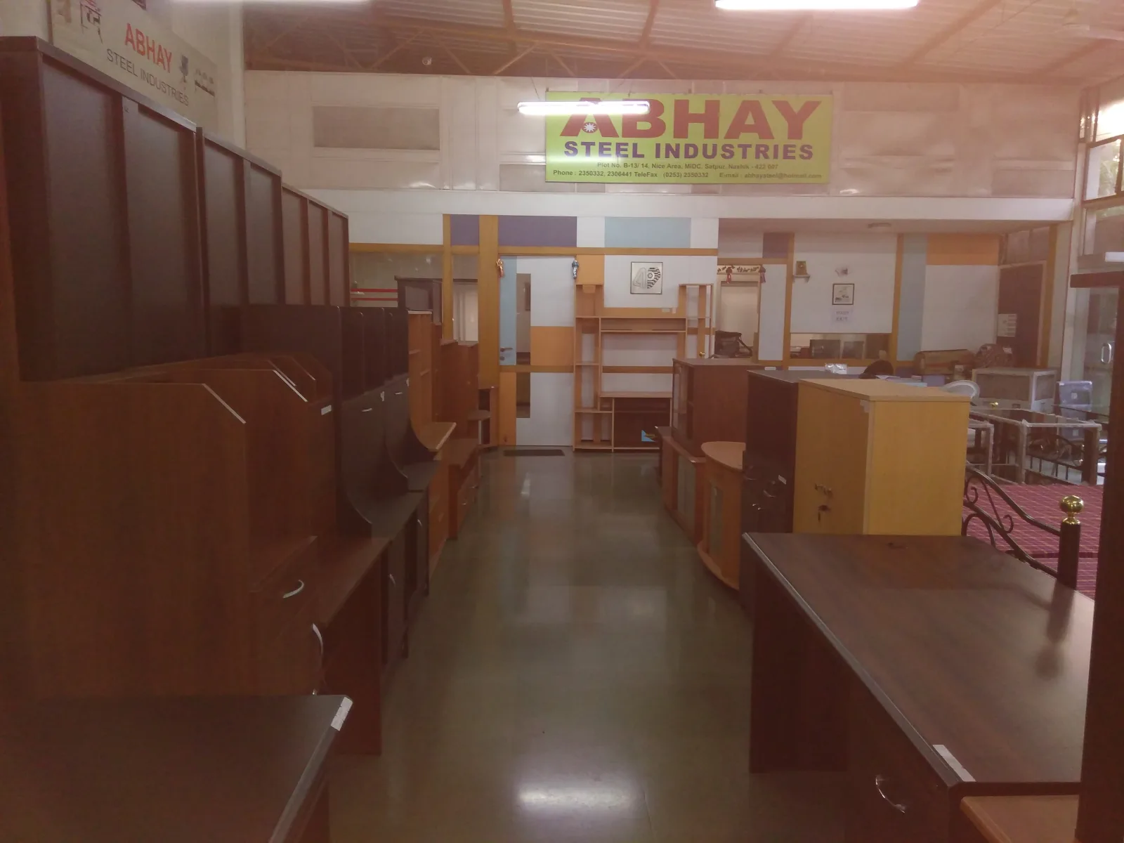 The showroom aisle, laid out room by room.
